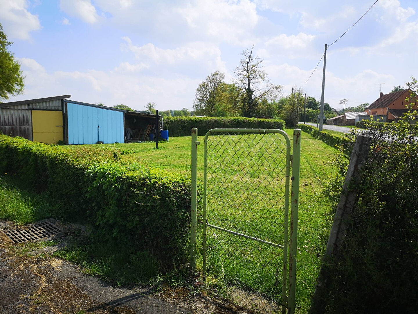 Photo Terrain constructible à Doyet image 3/3