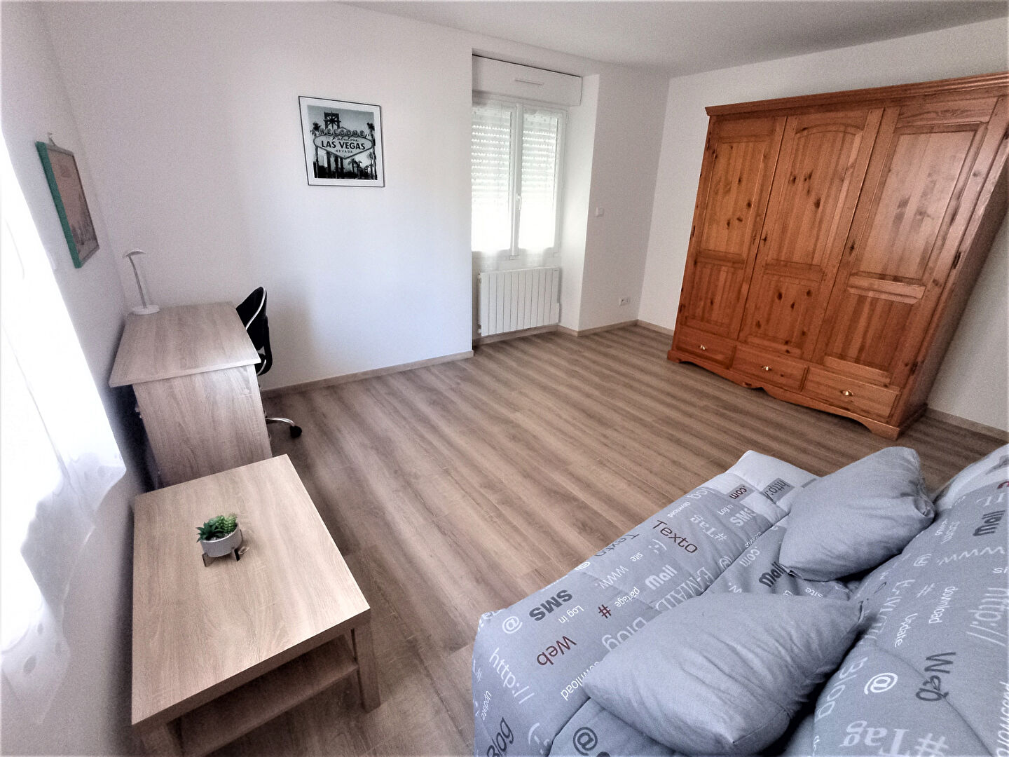 Photo LOCATION APPARTEMENT F1 MEUBLE CENTRE VILLE MONTLUCON image 3/4