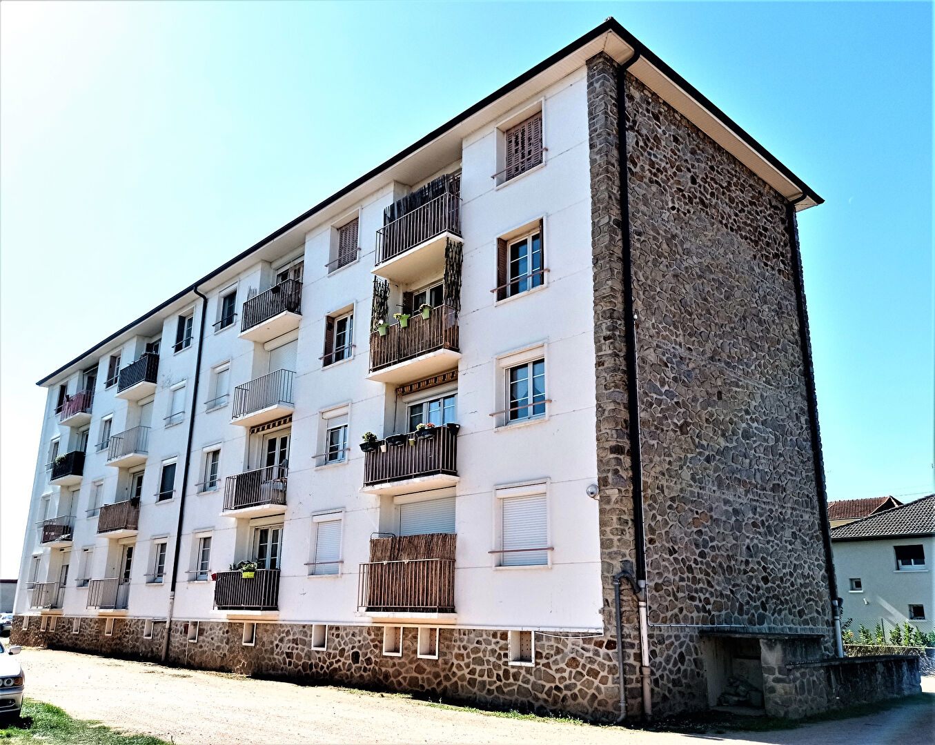 Agence immobilière de 
 ELYSE AVENUE - ELYSE AVENUE Montluçon 
