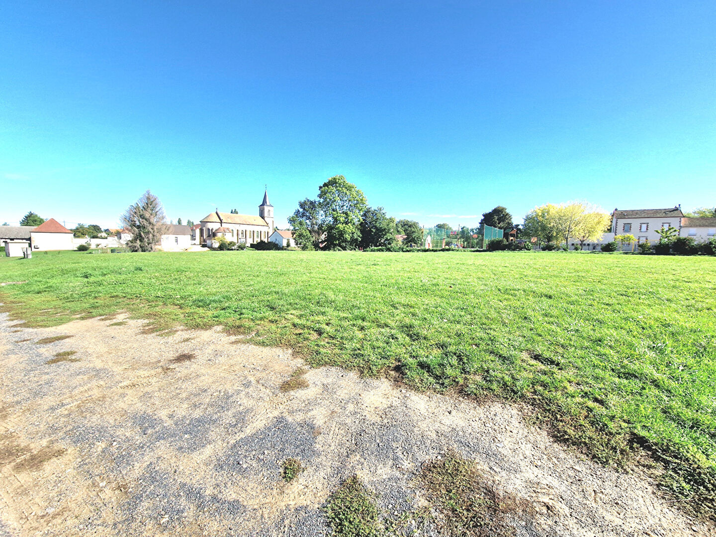Photo Terrain plat à bâtir Saint-loup image 3/3