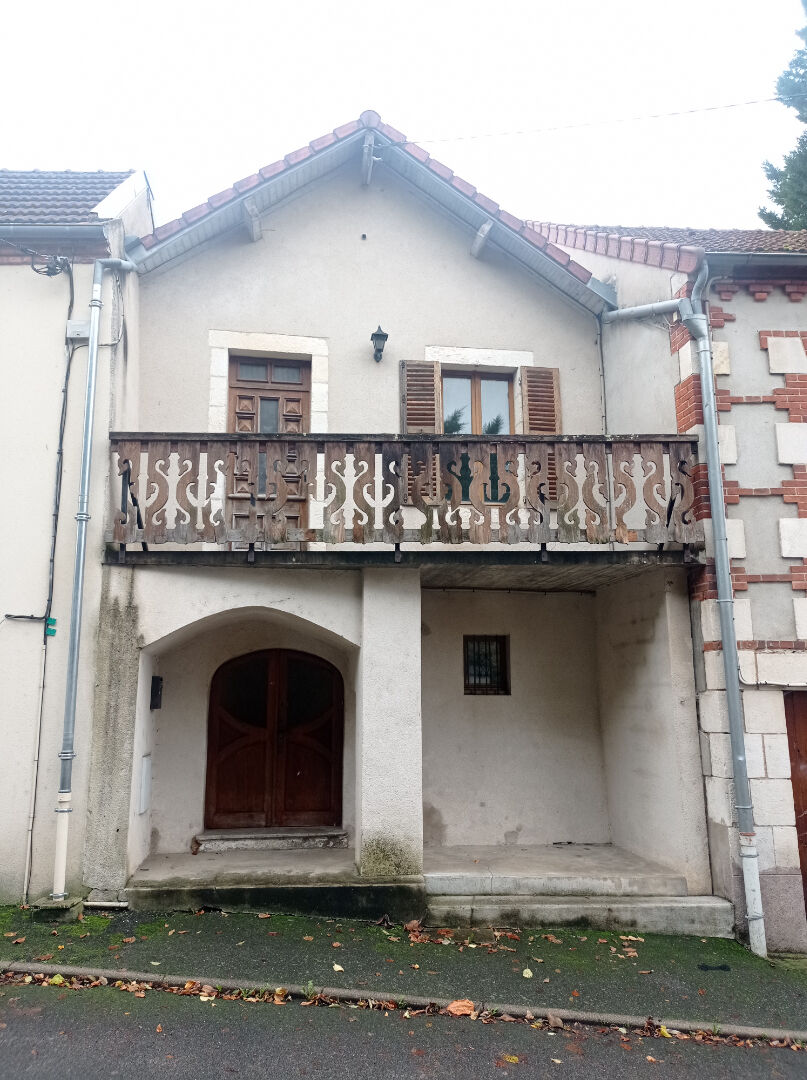 Photo MAISON A VENDRE A RENOVER  DESERTINES image 1/6