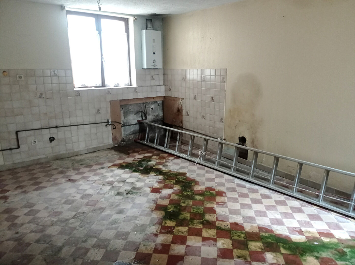 Photo MAISON A VENDRE A RENOVER  DESERTINES image 4/6