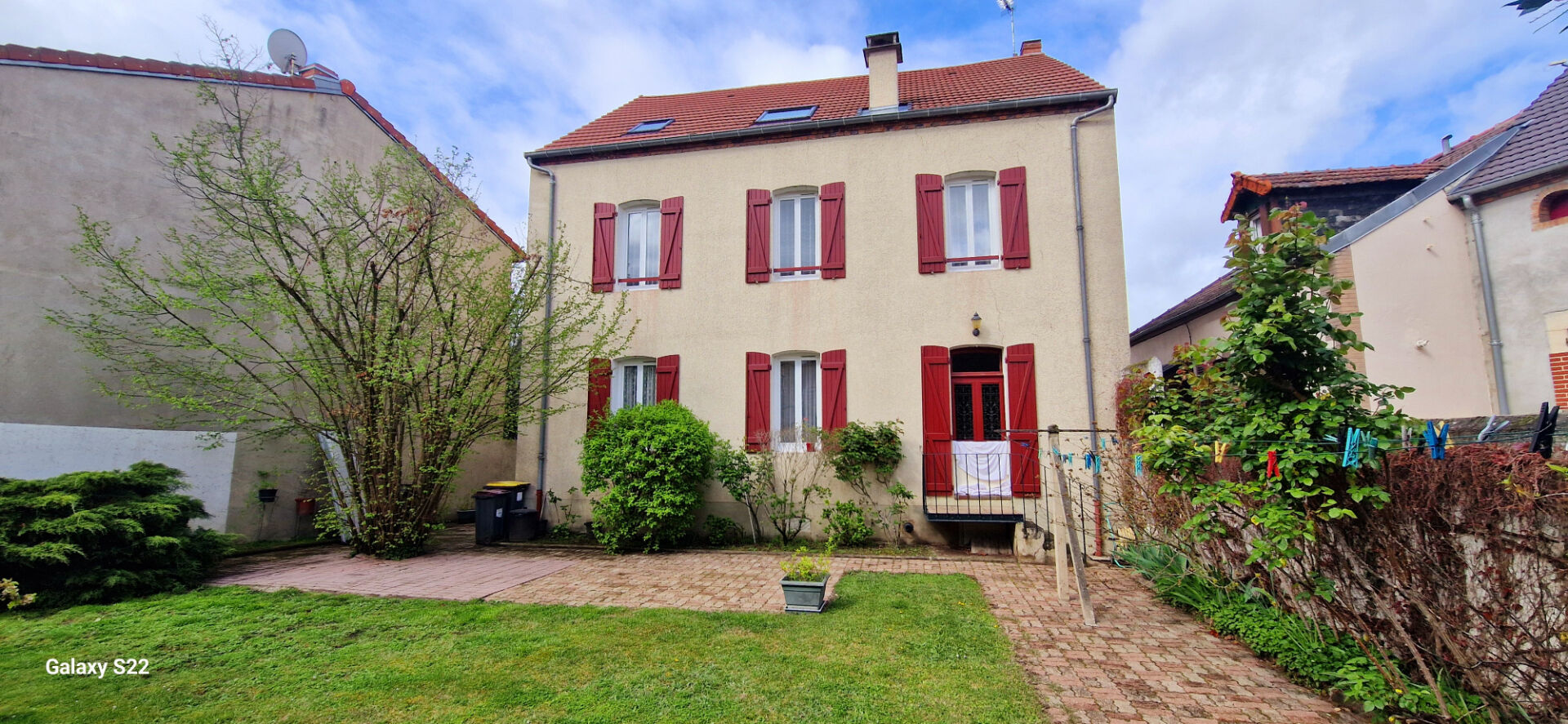 Agence immobilière de 
 ELYSE AVENUE - ELYSE AVENUE Montluçon 

