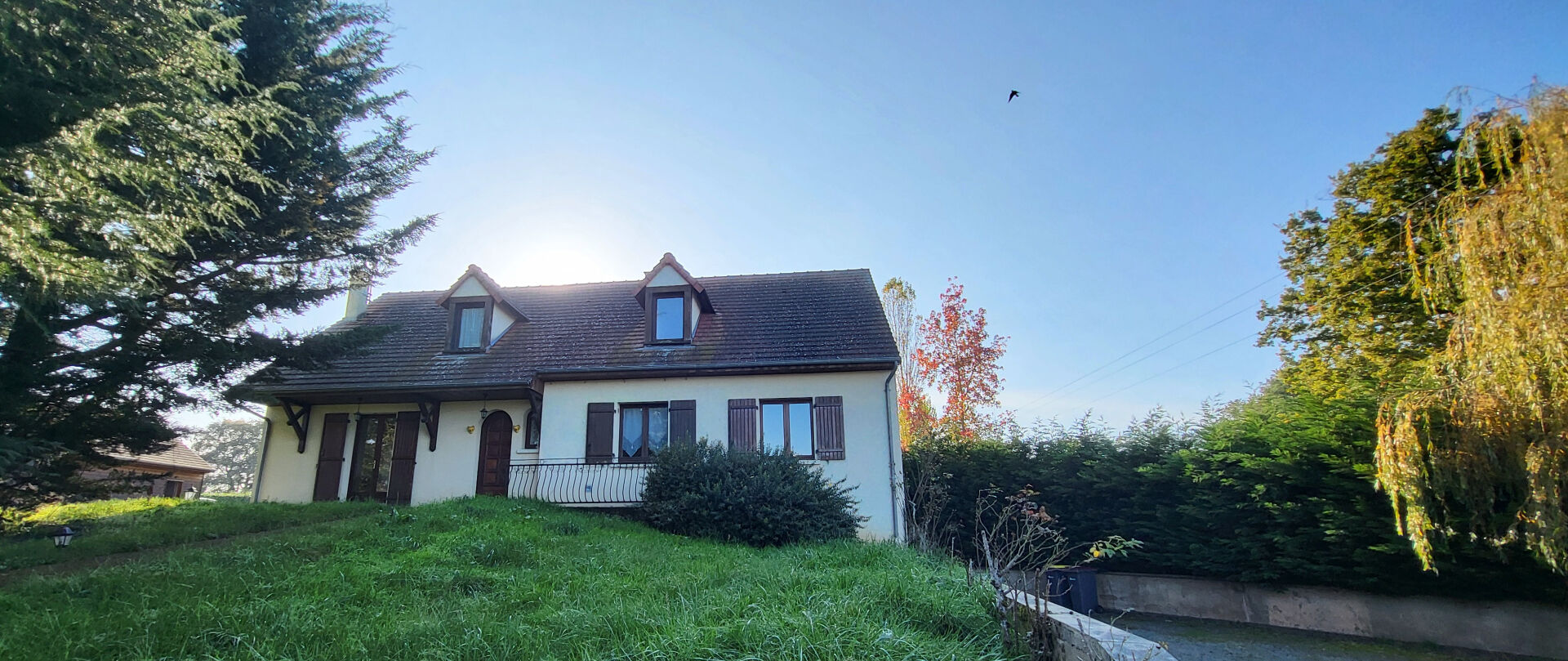 Maison Familiale T6 / 211m² - Huriel