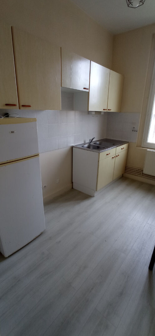 Photo LOCATION APPARTEMENT  F2 MONTLUCON image 2/5