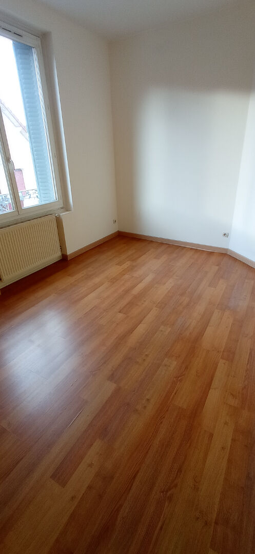 Photo LOCATION APPARTEMENT  F2 MONTLUCON image 3/5