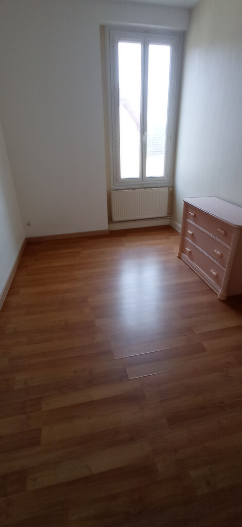 Photo LOCATION APPARTEMENT  F2 MONTLUCON image 4/5