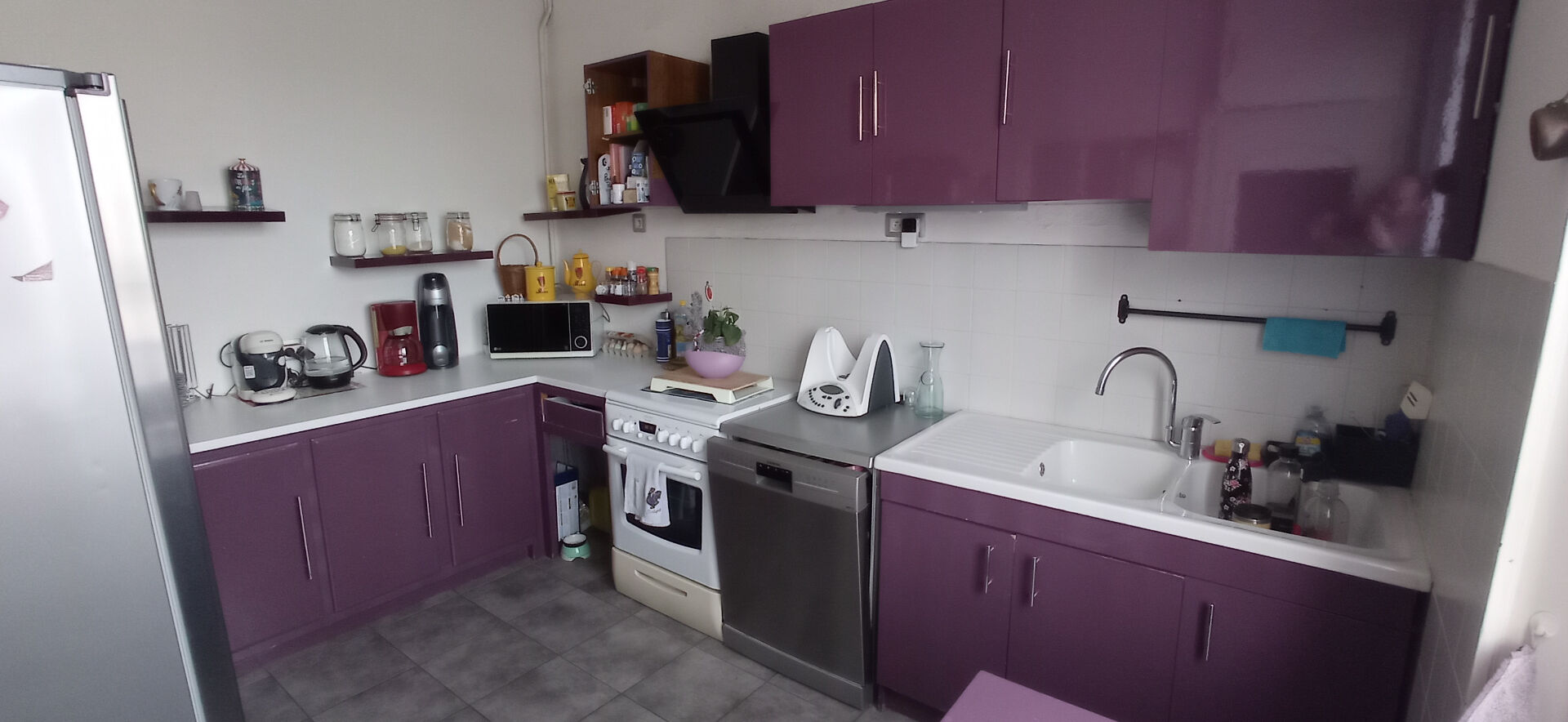 Photo Maison Commentry, 3 chambres, sous / sol et double garage image 3/6