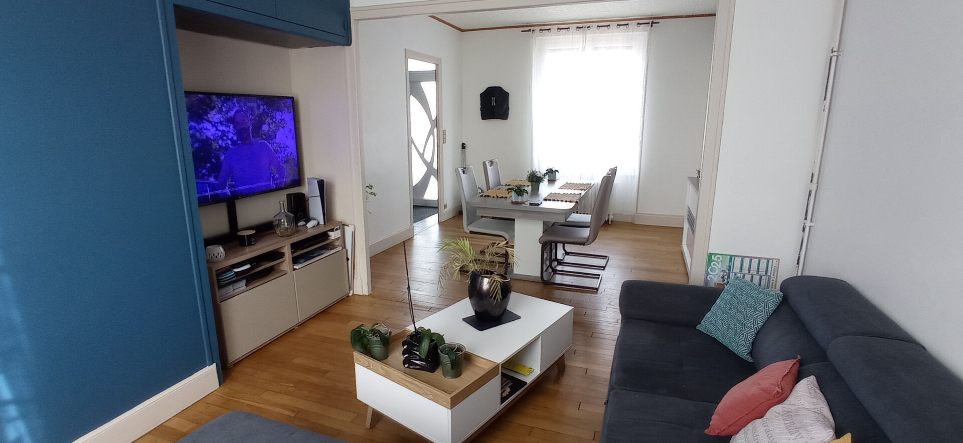 Photo Maison Commentry, 3 chambres, sous / sol et double garage image 6/6