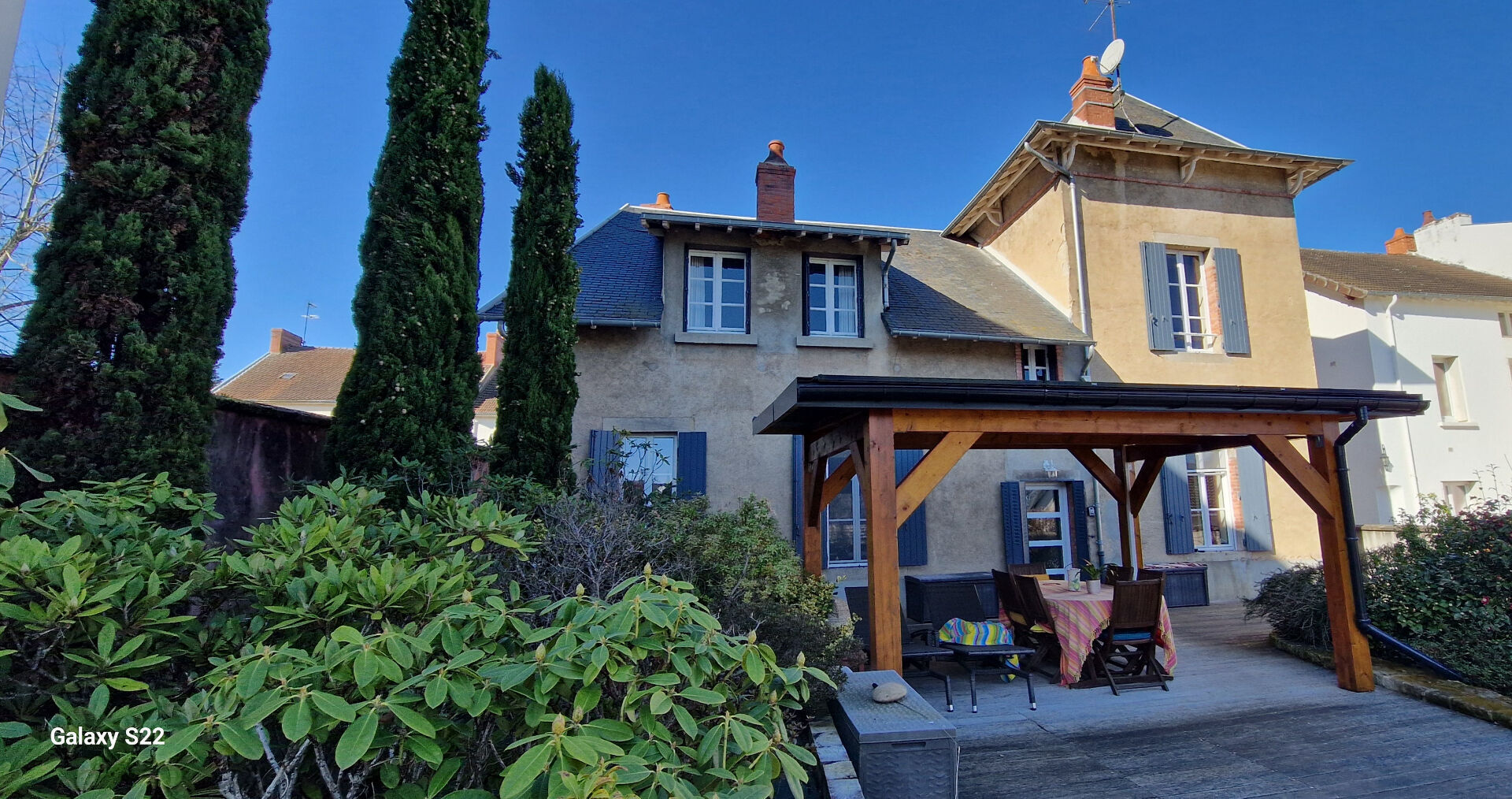 Photo En exclusivité !!! Magnifique Maison d'architecte des année 30 composée de 5 chambres image 1/6