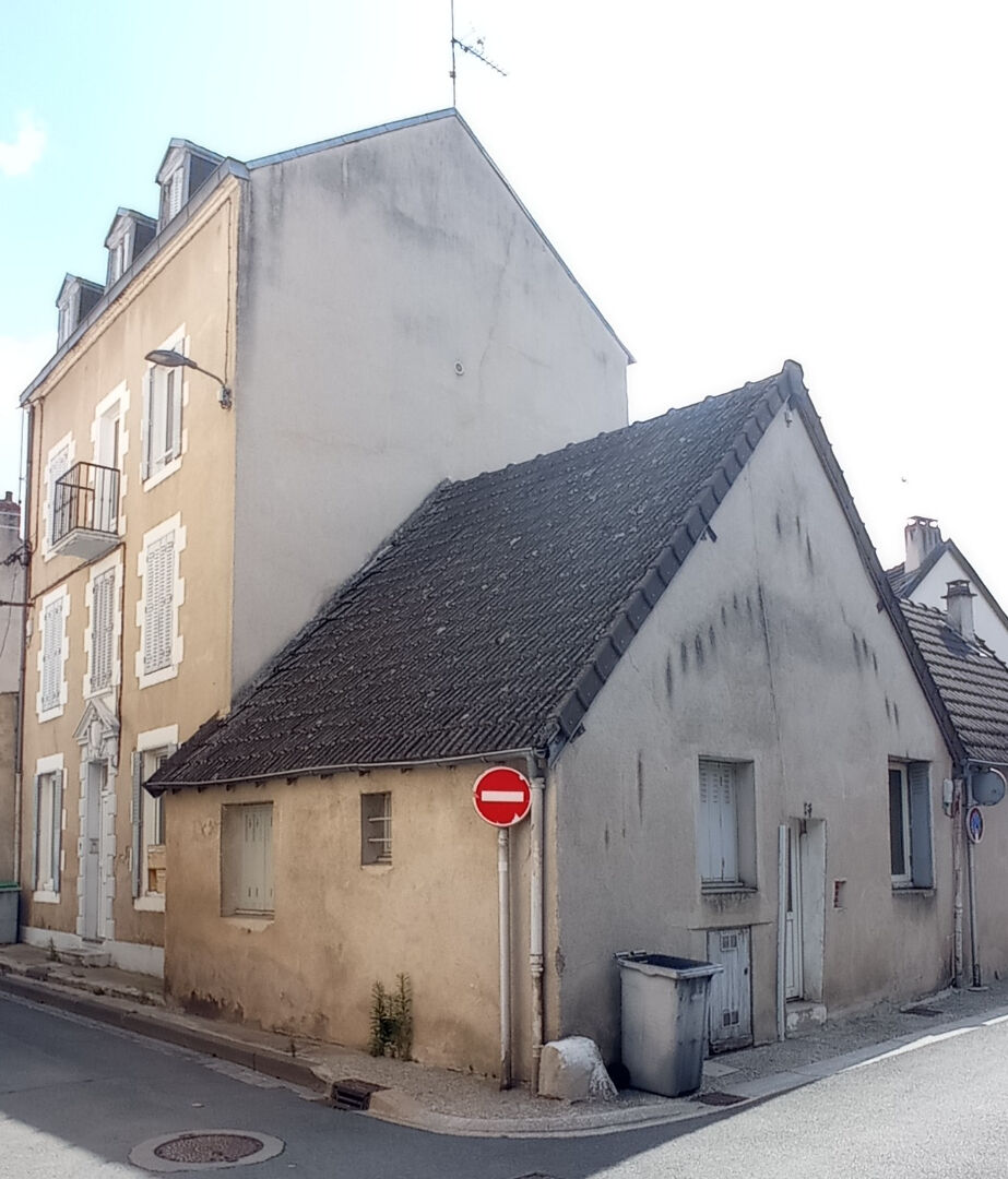 VENTE IMMEUBLE DE RAPPORT DEFISCALISATION CENTRE VILLE MONTLUCON