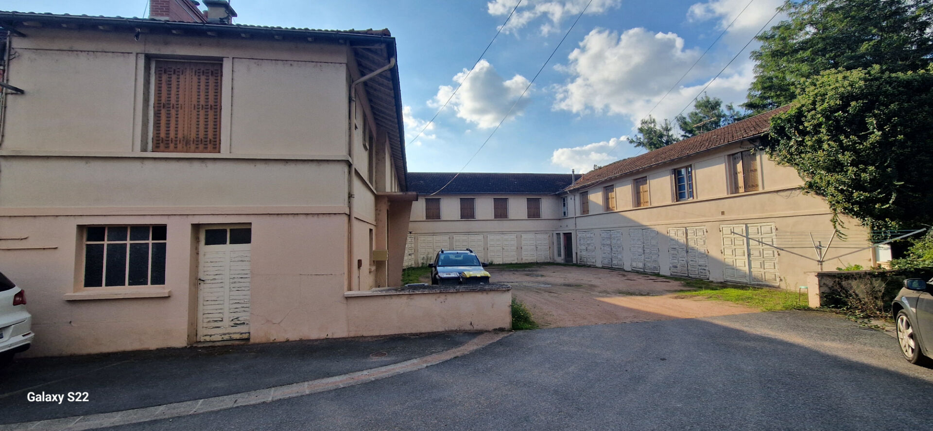 Agence immobilière de 
 ELYSE AVENUE - ELYSE AVENUE Montluçon 
