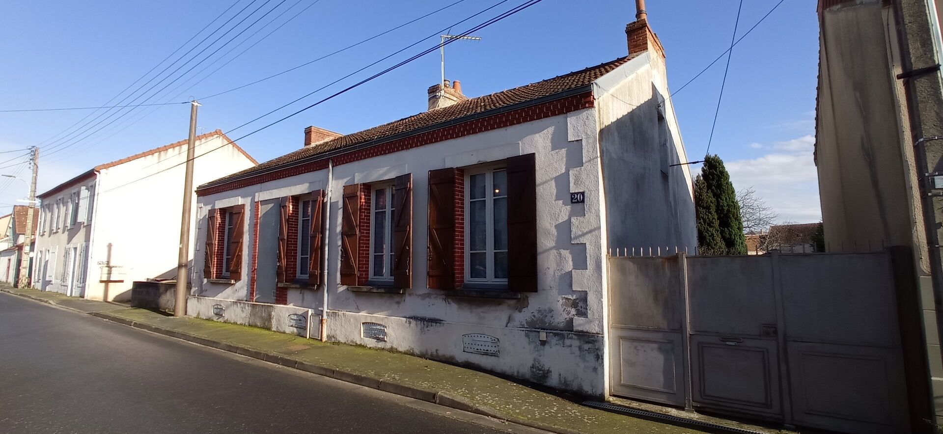 Photo Maison Montlucon 5 pièce(s) 100 m2 image 1/6