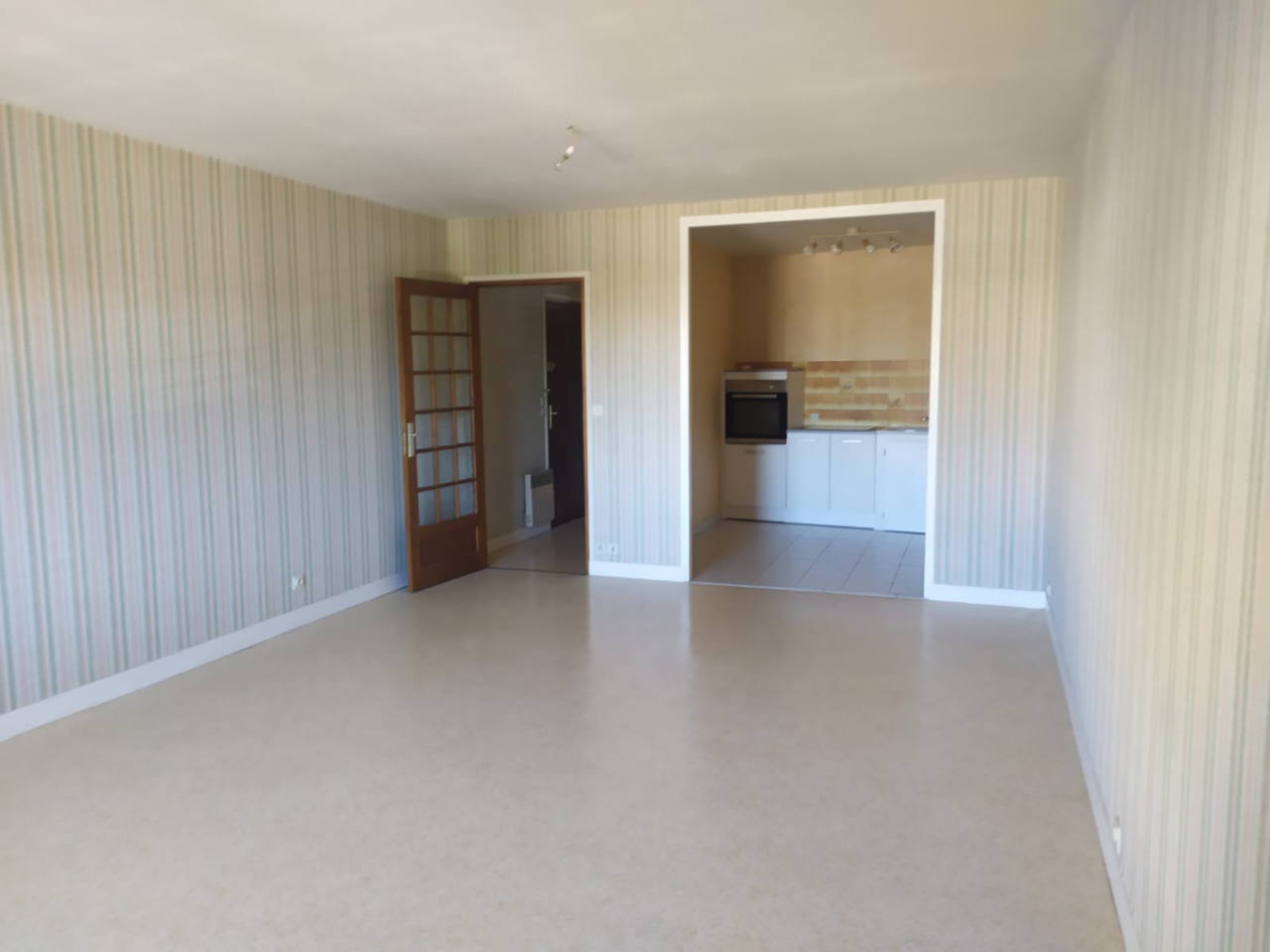 Photo Appartement - 2 pièce(s) - 65 m2 image 4/6