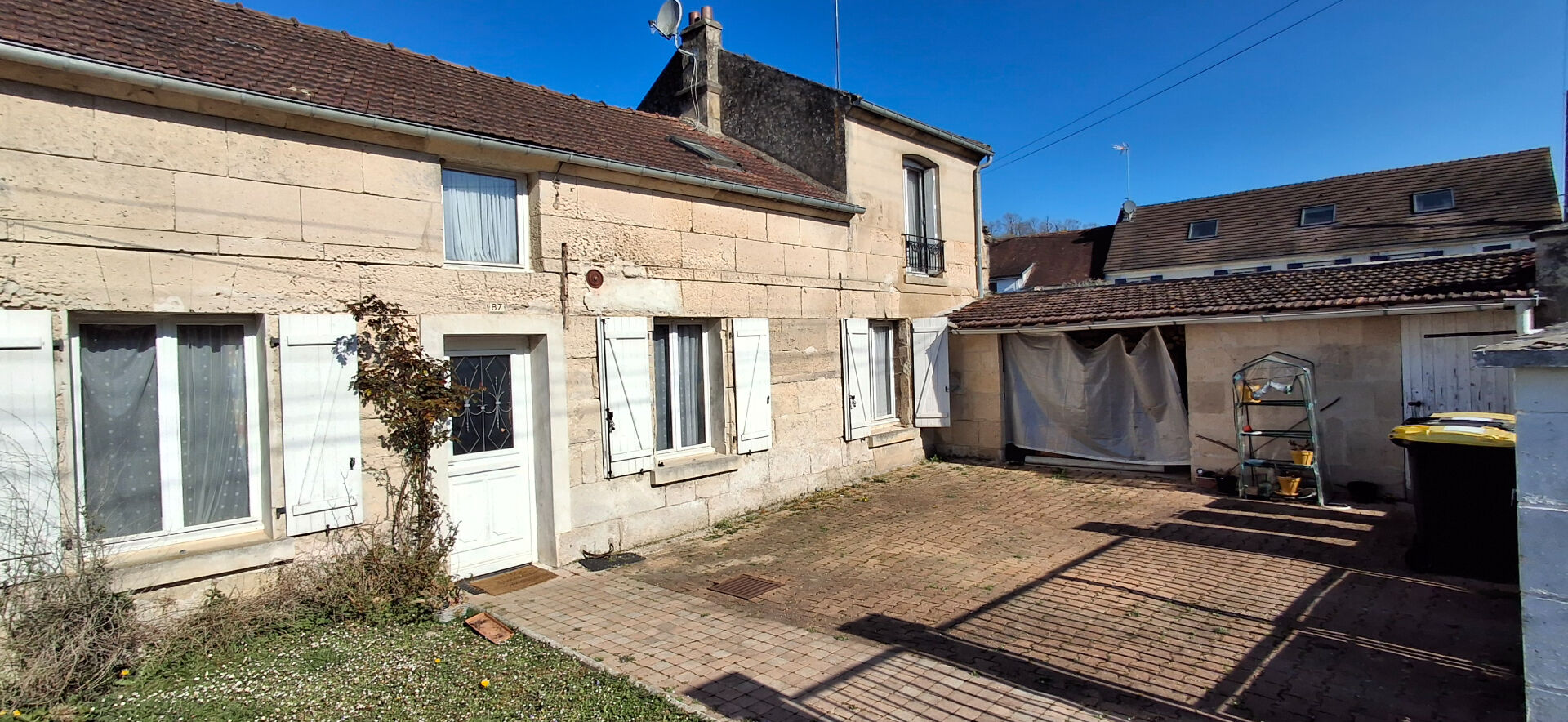 Maison à vendre à Orrouy - Référence 2615