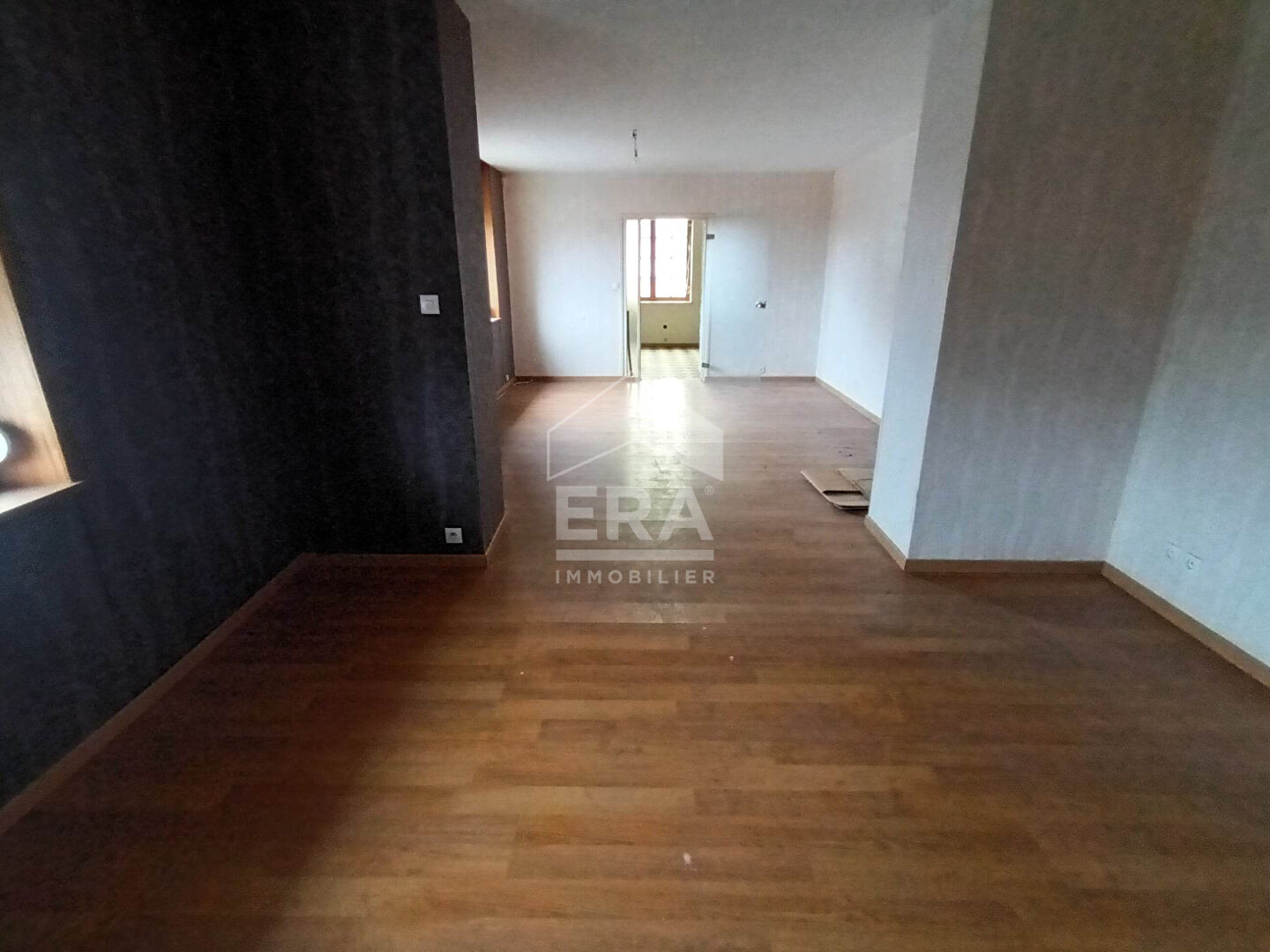 Photo Immeuble Calonne Ricouart 7 pièce(s) 300 m2 image 4/6