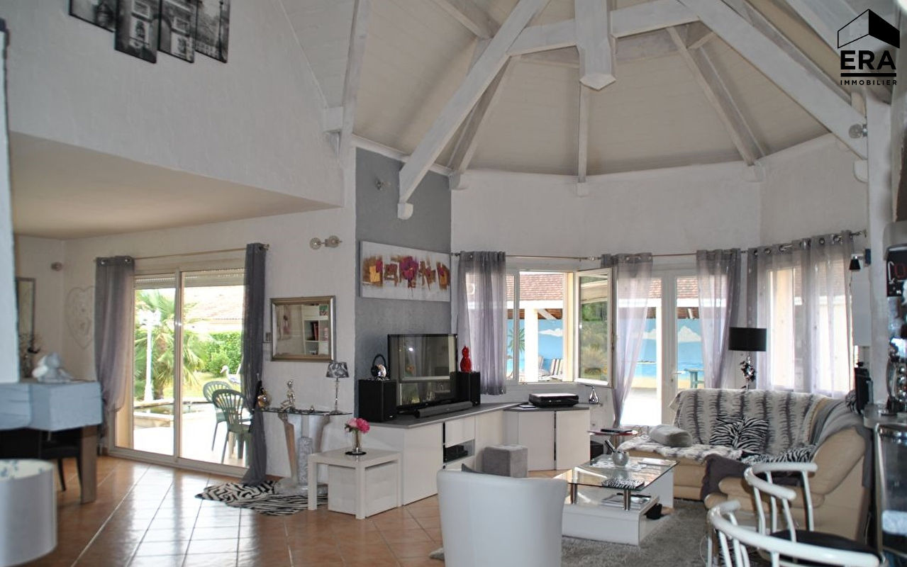 Photo Maison proche Tarbes  avec piscine et garages image 3/6