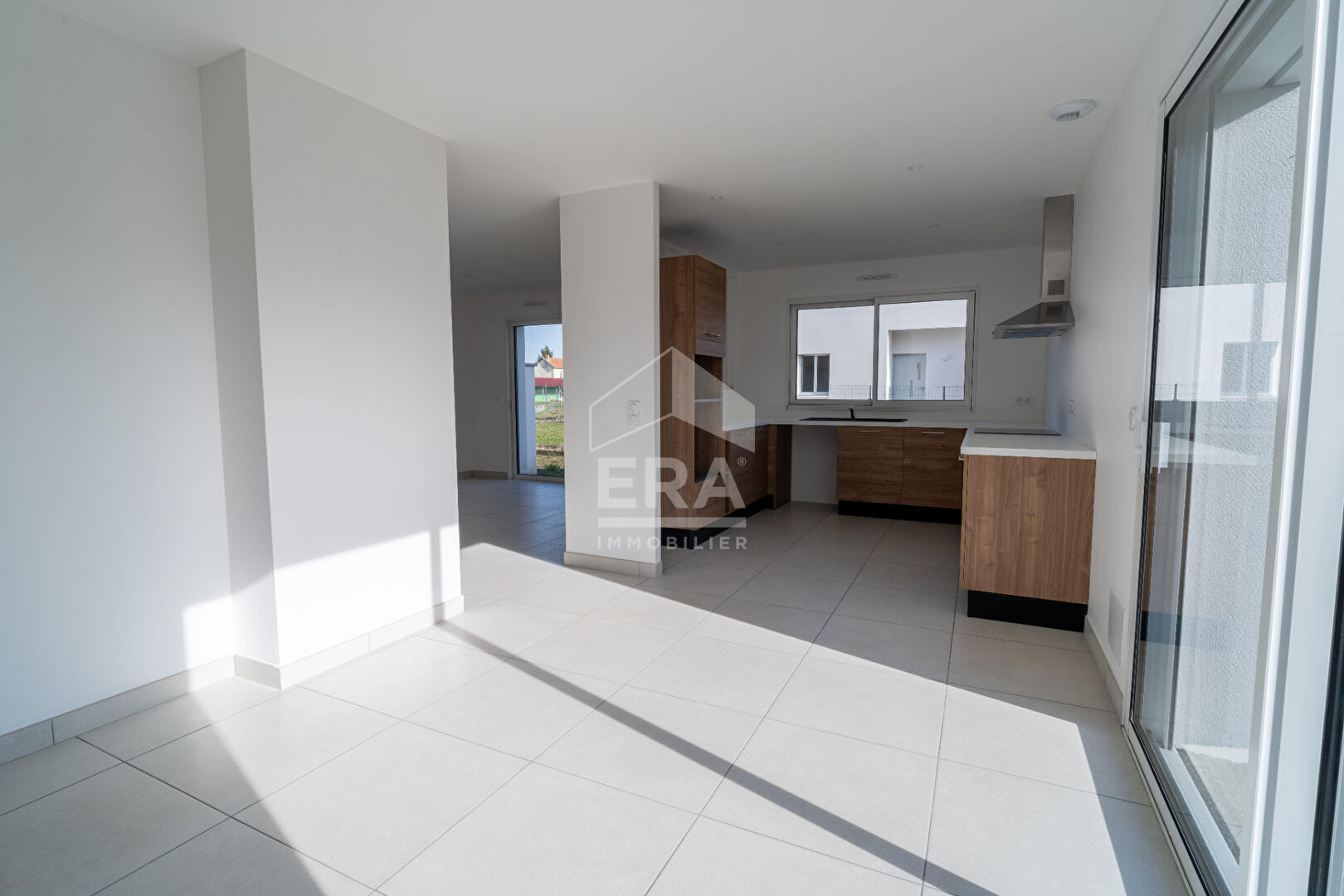 Maison 4 pièces 98 m2 avec 240m² jardin