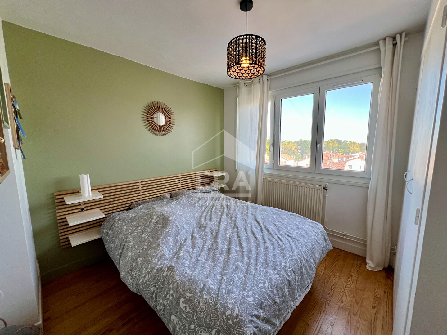 Photo Appartement T4 - Balcon et vue Pyrénées image 5/6