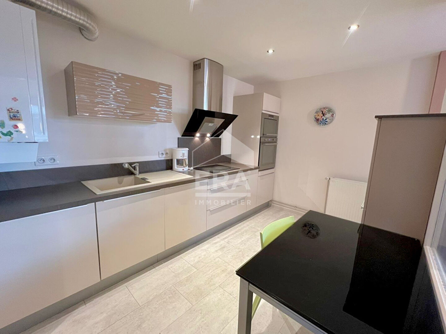 Photo Appartement Tarbes 3 pièces 82 m2 avec terrasse et parking image 2/6