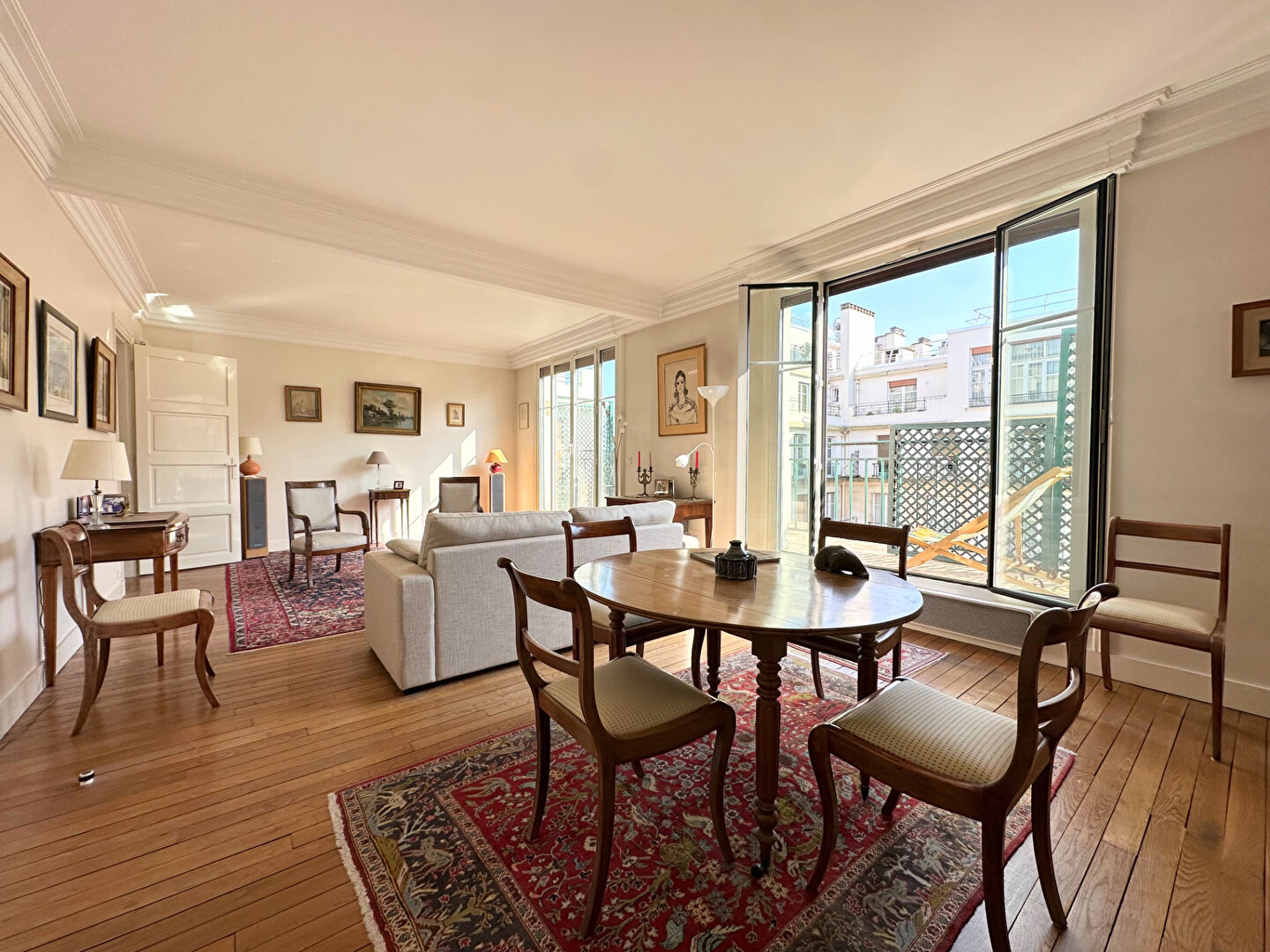 Photo Appartement Paris 4 pièce(s) 105 m2 image 4/6