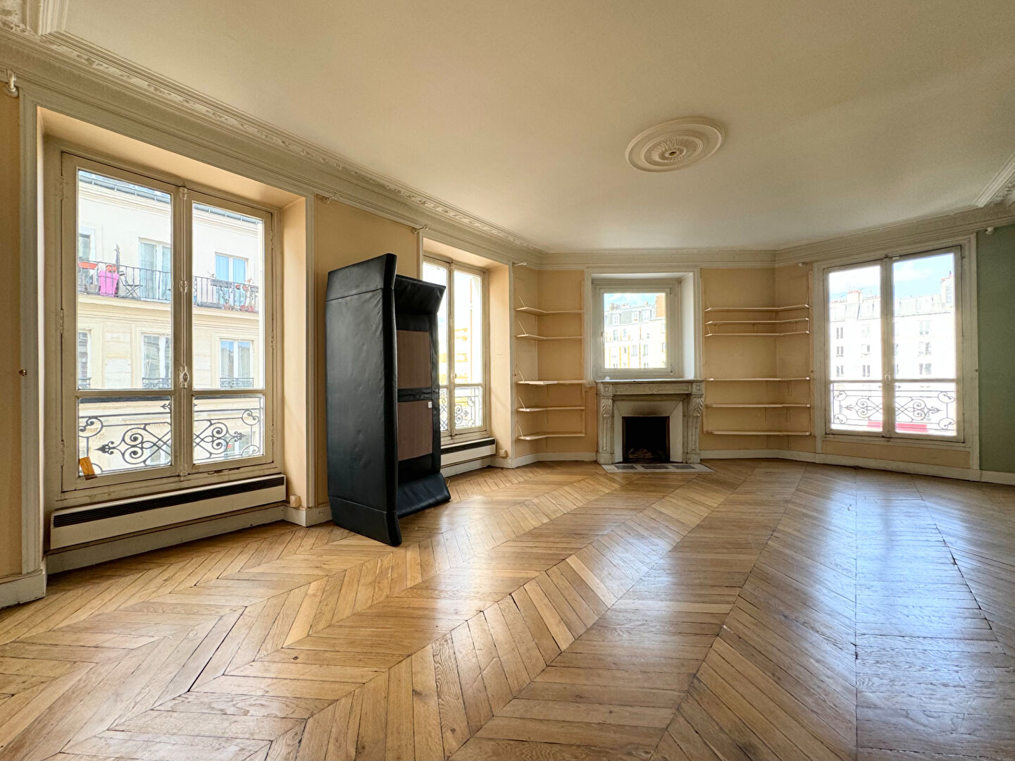 Appartement Paris 4 pièce(s) 85 m2