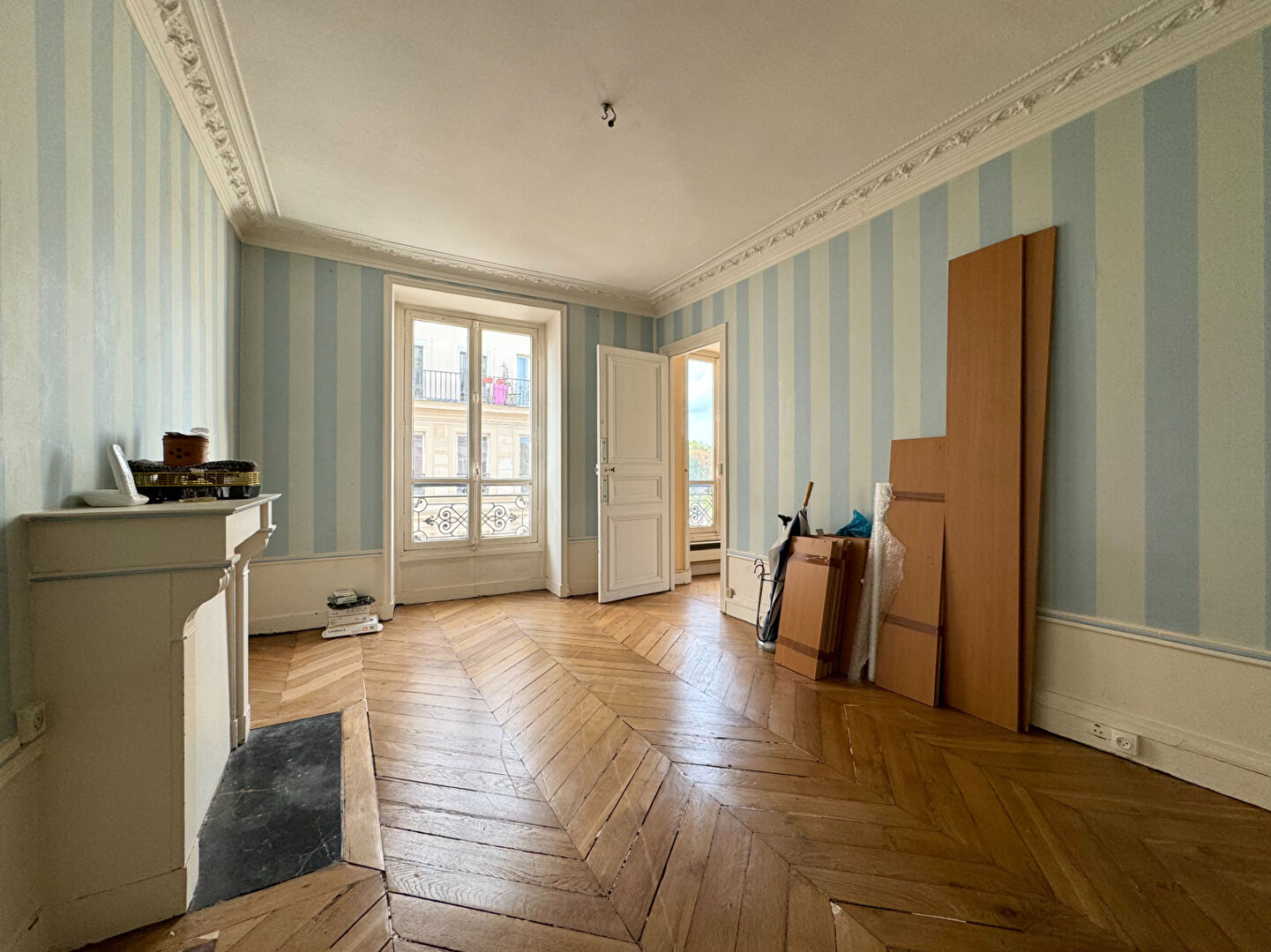 Photo Appartement Paris 4 pièce(s) 85 m2 image 2/6