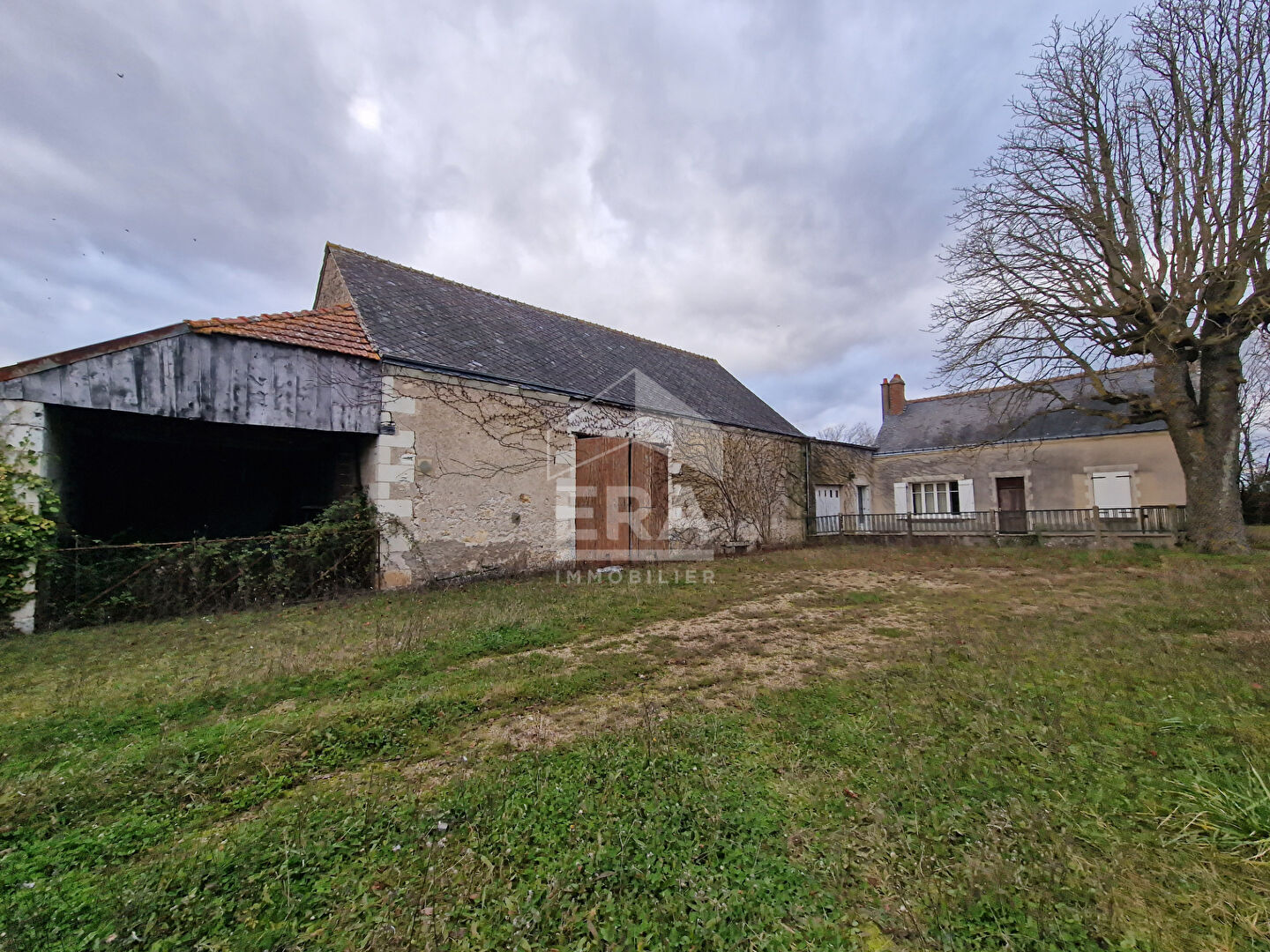 Photo 37270 ATHEE SUR CHER- A vendre maison + grange de 118.72 m² habitables image 2/6