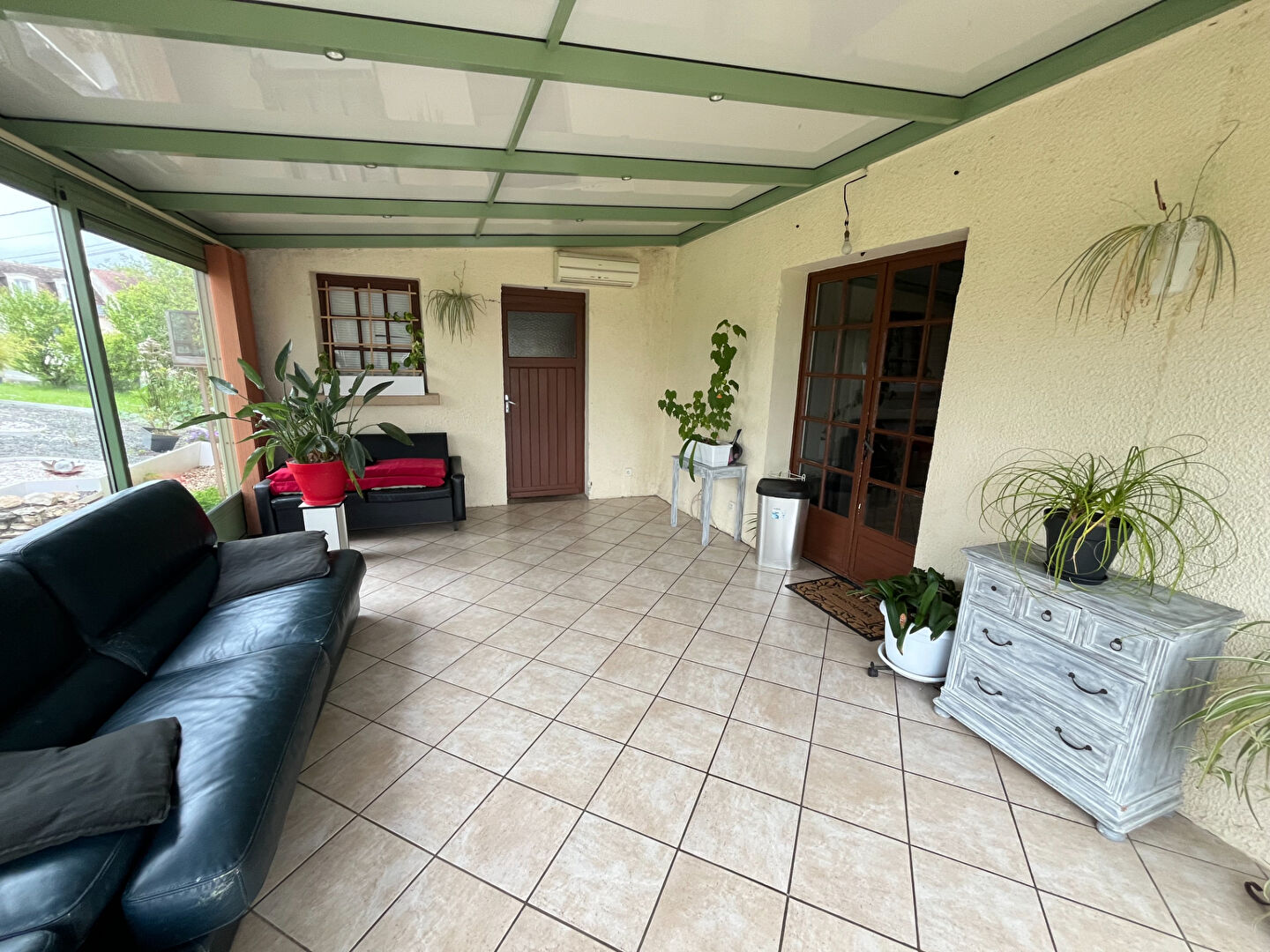 Photo Maison Luzille 6 pièce(s) 220m2 image 5/6