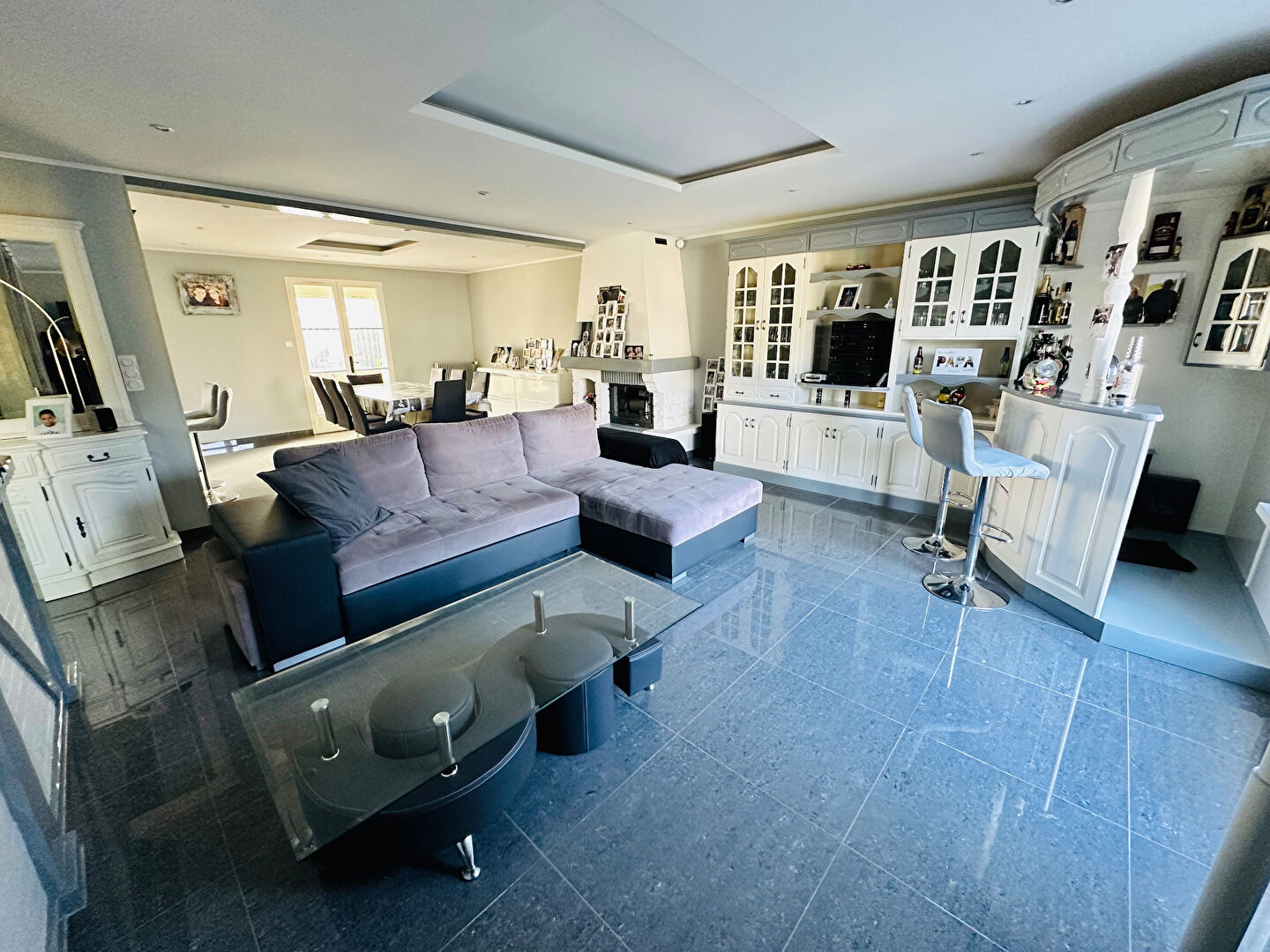 Photo Maison BALLAN-MIRÉ 8 pièces image 3/6