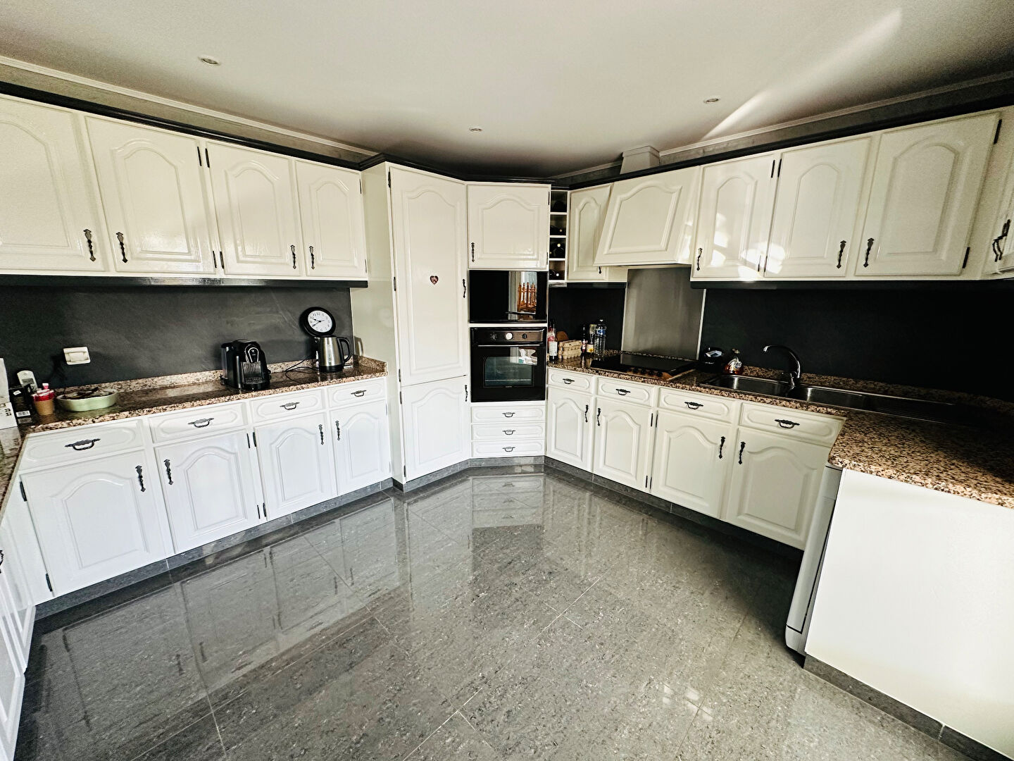 Photo Maison BALLAN-MIRÉ 8 pièces image 4/6