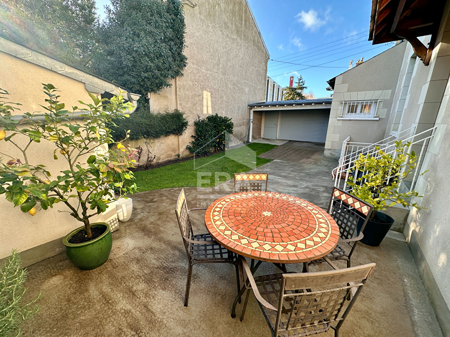 Photo Charmante Maison de ville avec extérieur coup de coeur - Tours image 2/6