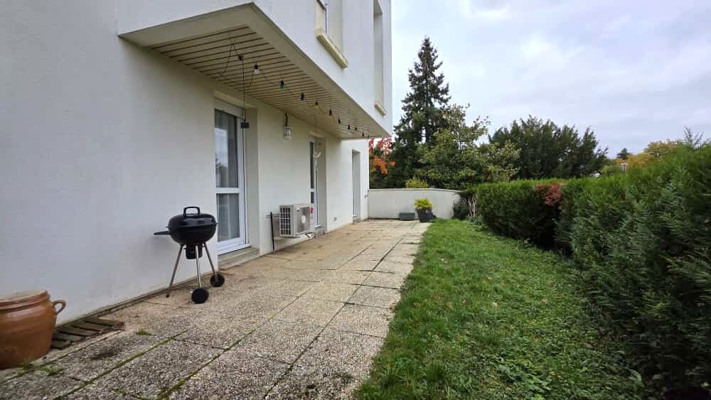 Photo SAINT-AVERTIN - F3 EN RÉSIDENCE AVEC JARDIN, CAVE ET BOX image 1/6