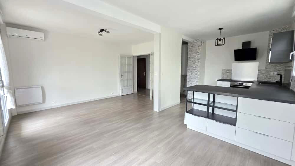 Photo SAINT-AVERTIN - F3 EN RÉSIDENCE AVEC JARDIN, CAVE ET BOX image 2/6