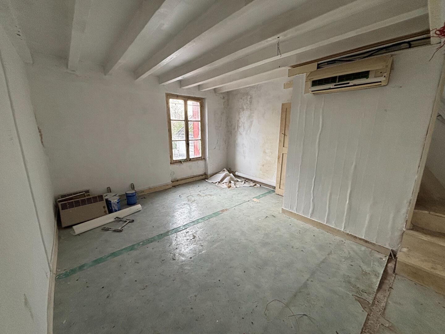 Photo Immeuble Truyes image 5/6