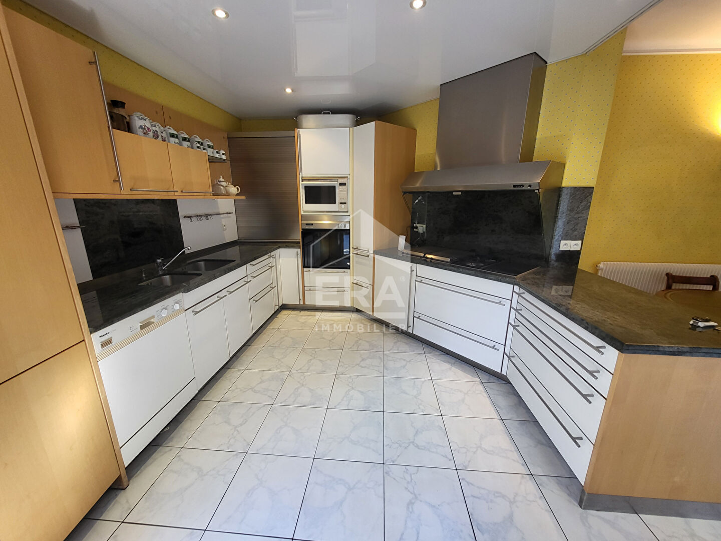 Photo Maison Lens 9 pièce(s) 180 m2 image 6/6