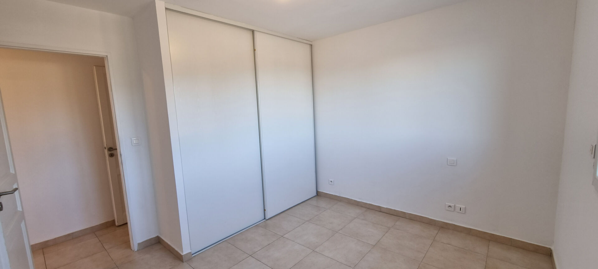 Photo Appartement T4 en location à BORGO image 6/6