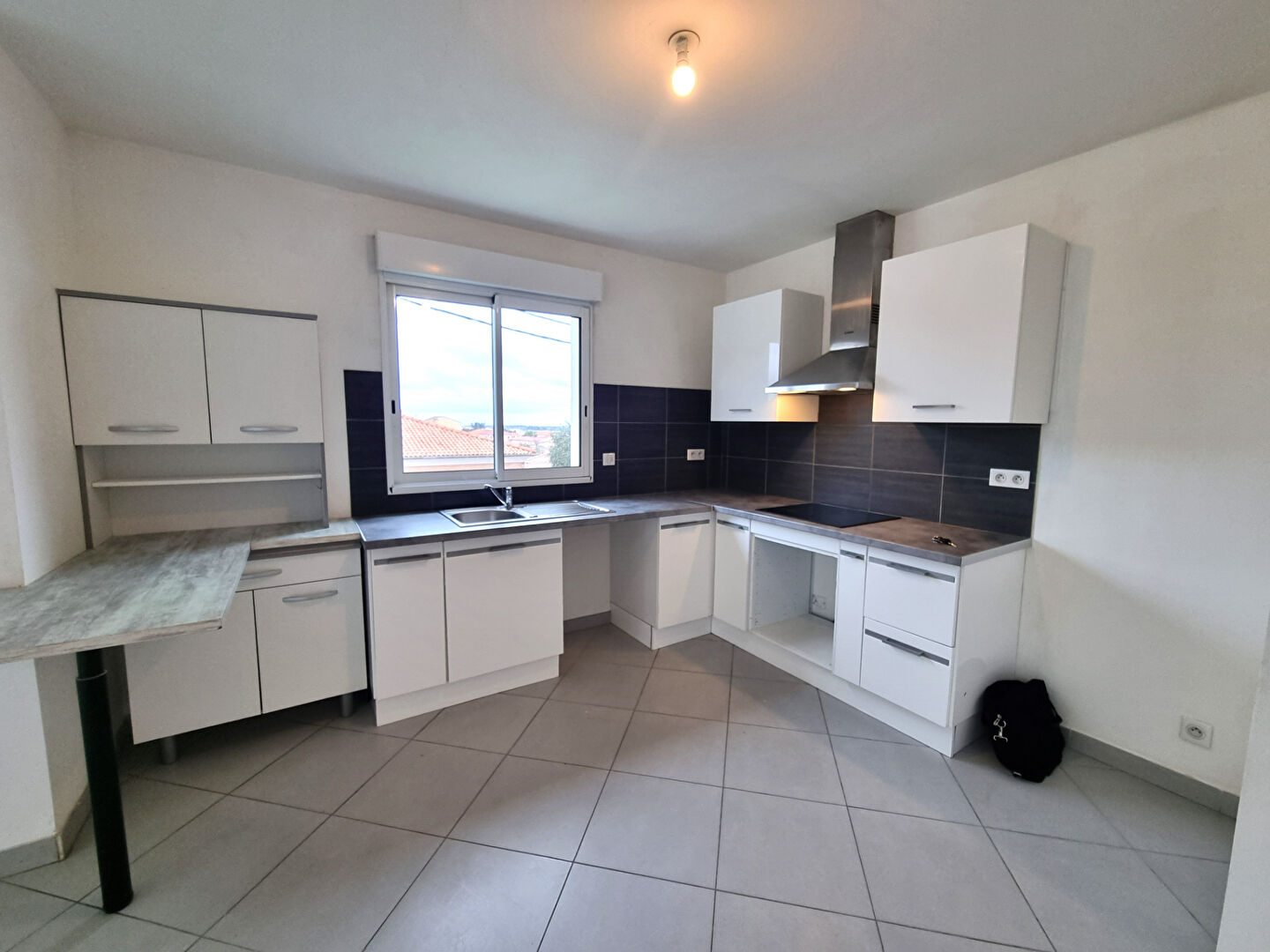 Photo À louer : Appartement lumineux de 3 pièces à Biguglia ! image 6/6