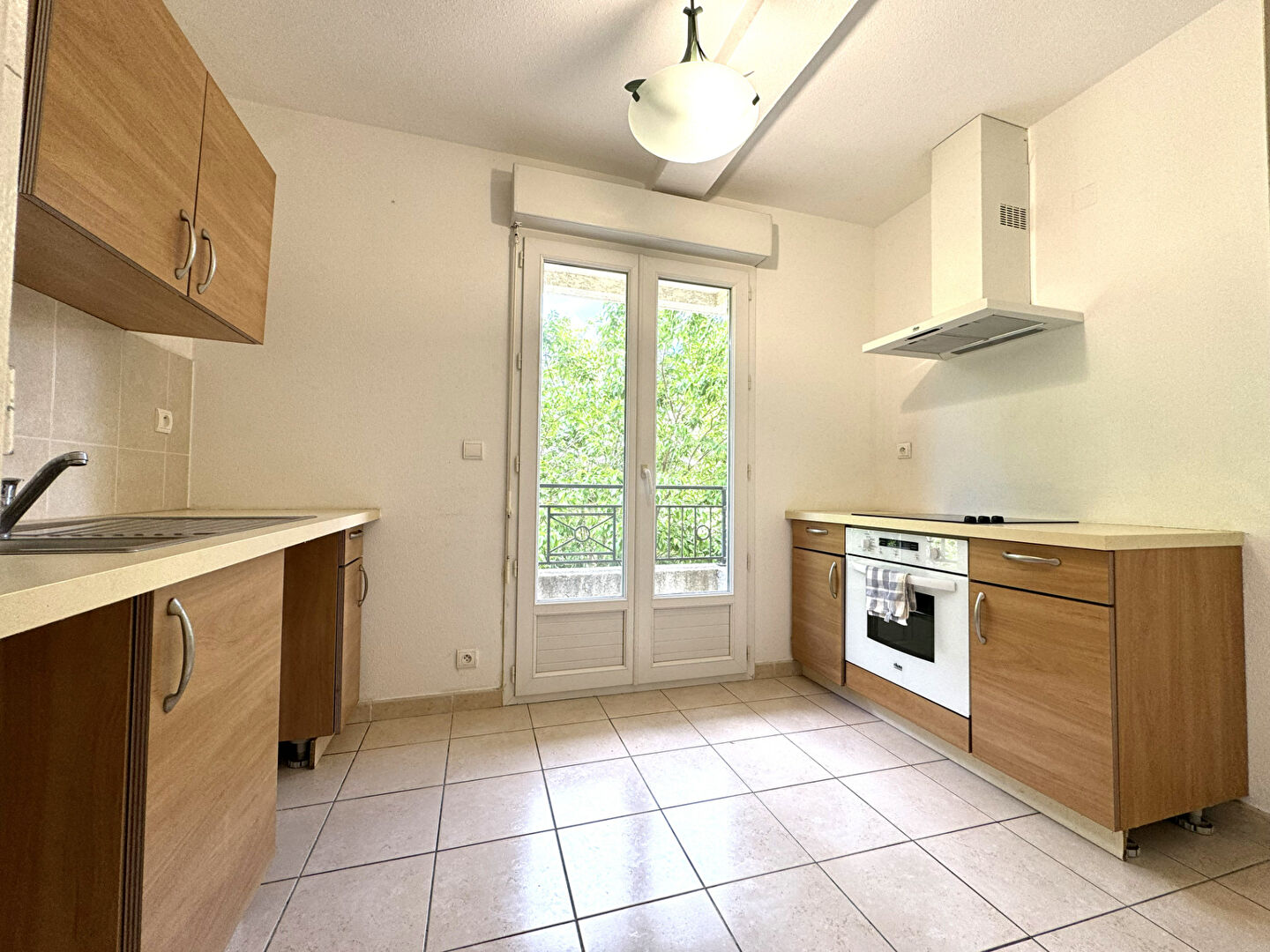 Photo Appartement T3 (73 m²) à louer à BASTIA image 2/6