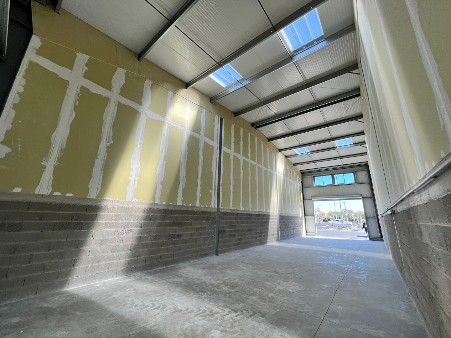 Photo À louer - locaux d'activité de 123 m² à Borgo image 4/4