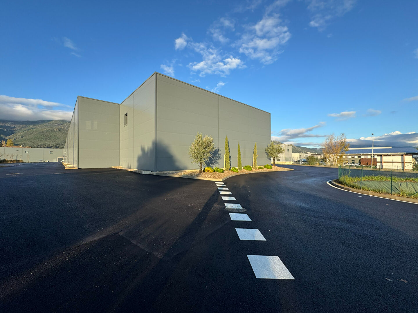 Photo Entrepôt / local industriel Biguglia 1 pièce(s) 400 m2 image 5/5