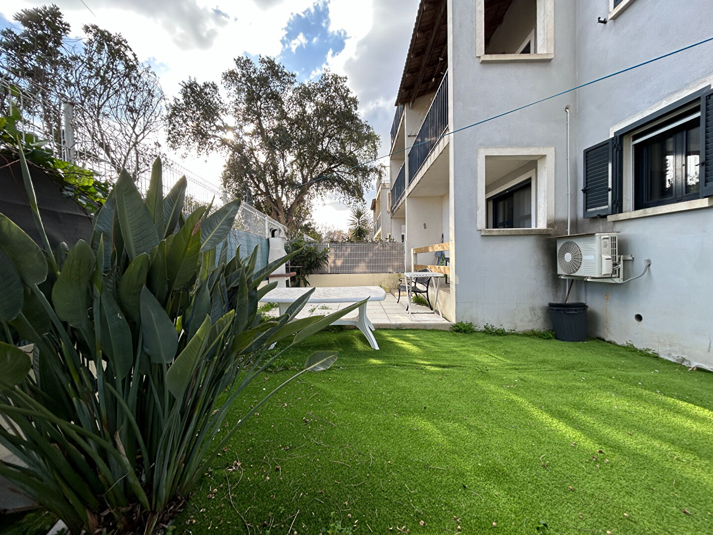 Photo A vendre bord de mer Appartement Linguizzetta 3 pièce(s) avec jardin, garage image 3/6