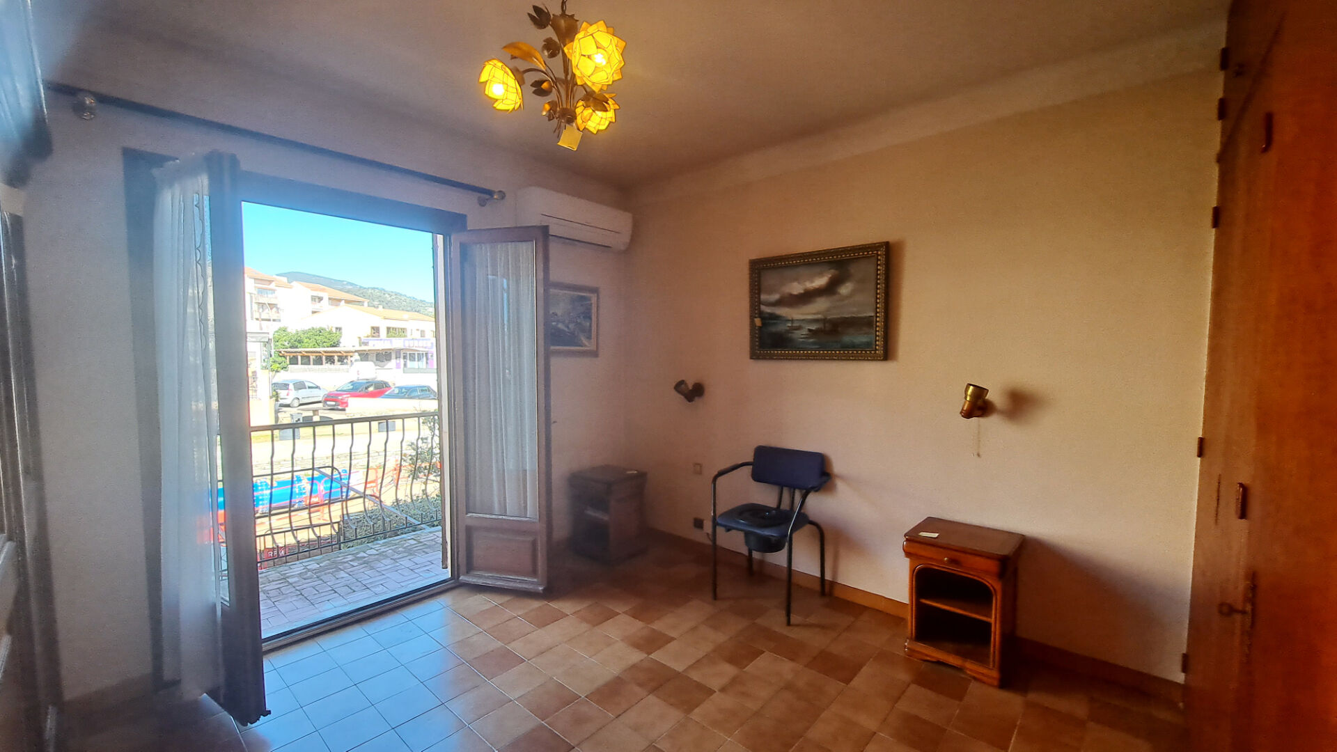 Photo Maison Biguglia 7 pièce(s) 175 m2 image 4/4