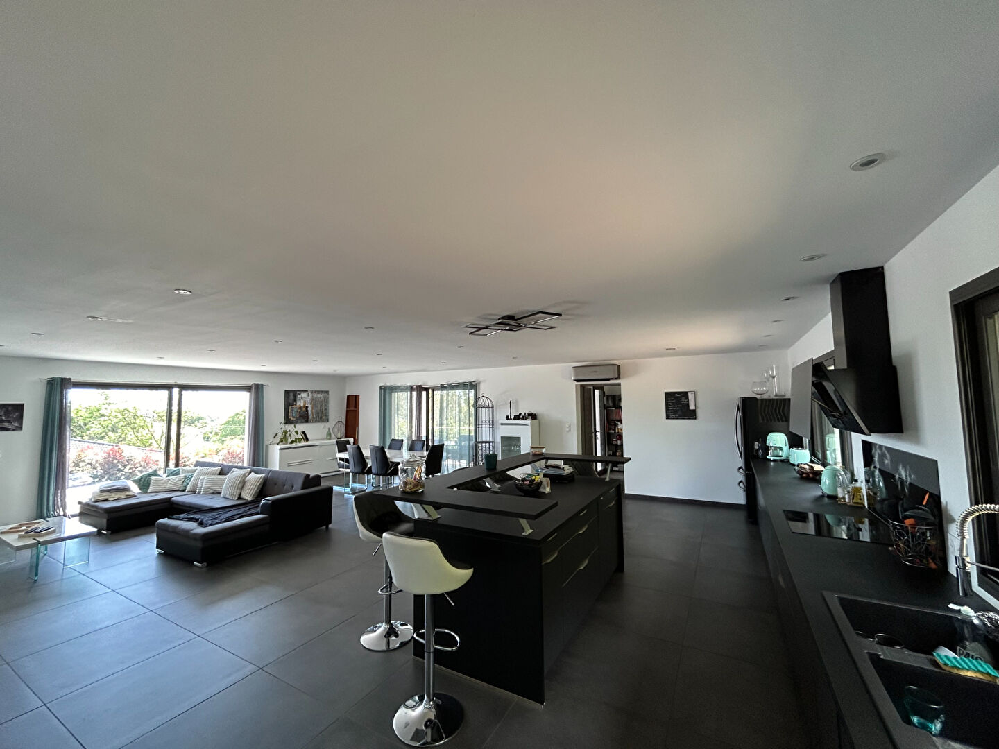 Photo A vendre ST Lucie di Moriani Maison moderne de 4 pièces avec garage et piscine image 5/6