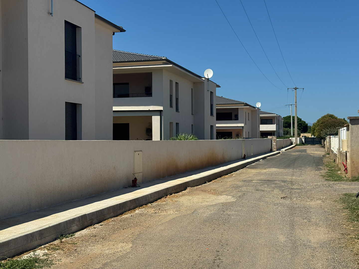 Parking / box Folelli 1 pièce(s) 23 m2