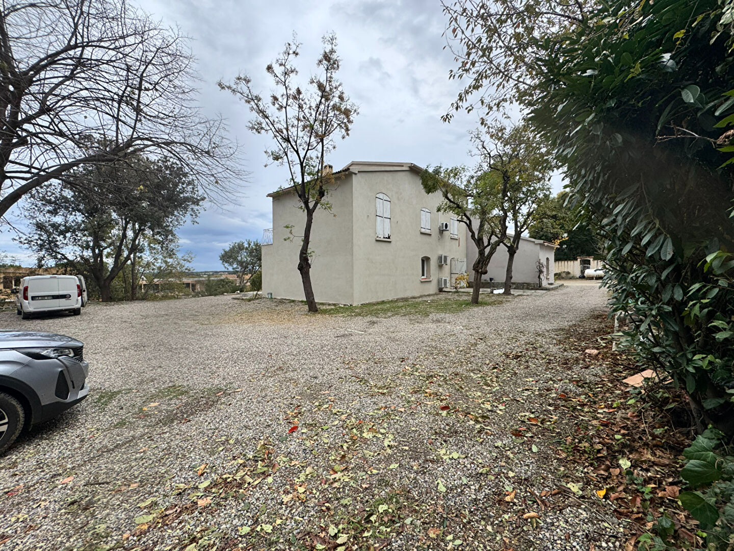 Trois Bureaux  en location  à Lucciana 1 pièce(s)