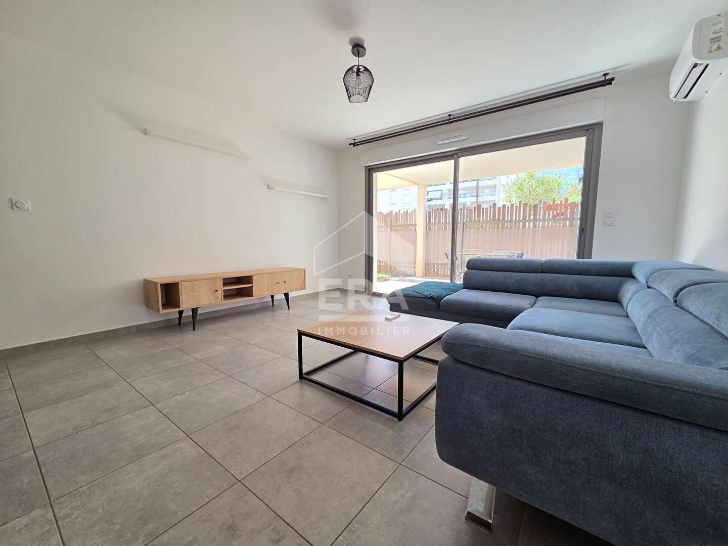 Appartement Borgo 3 pièce(s) 69 m2 Rez-de-jardin
