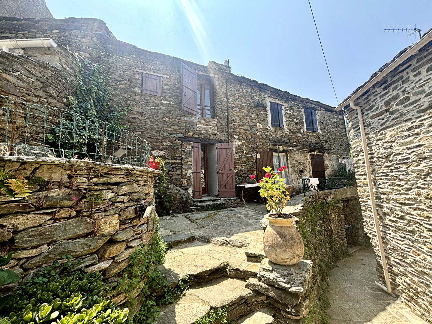 Photo Maison de village SISCO 2 pièce(s) 30 m2 image 1/6