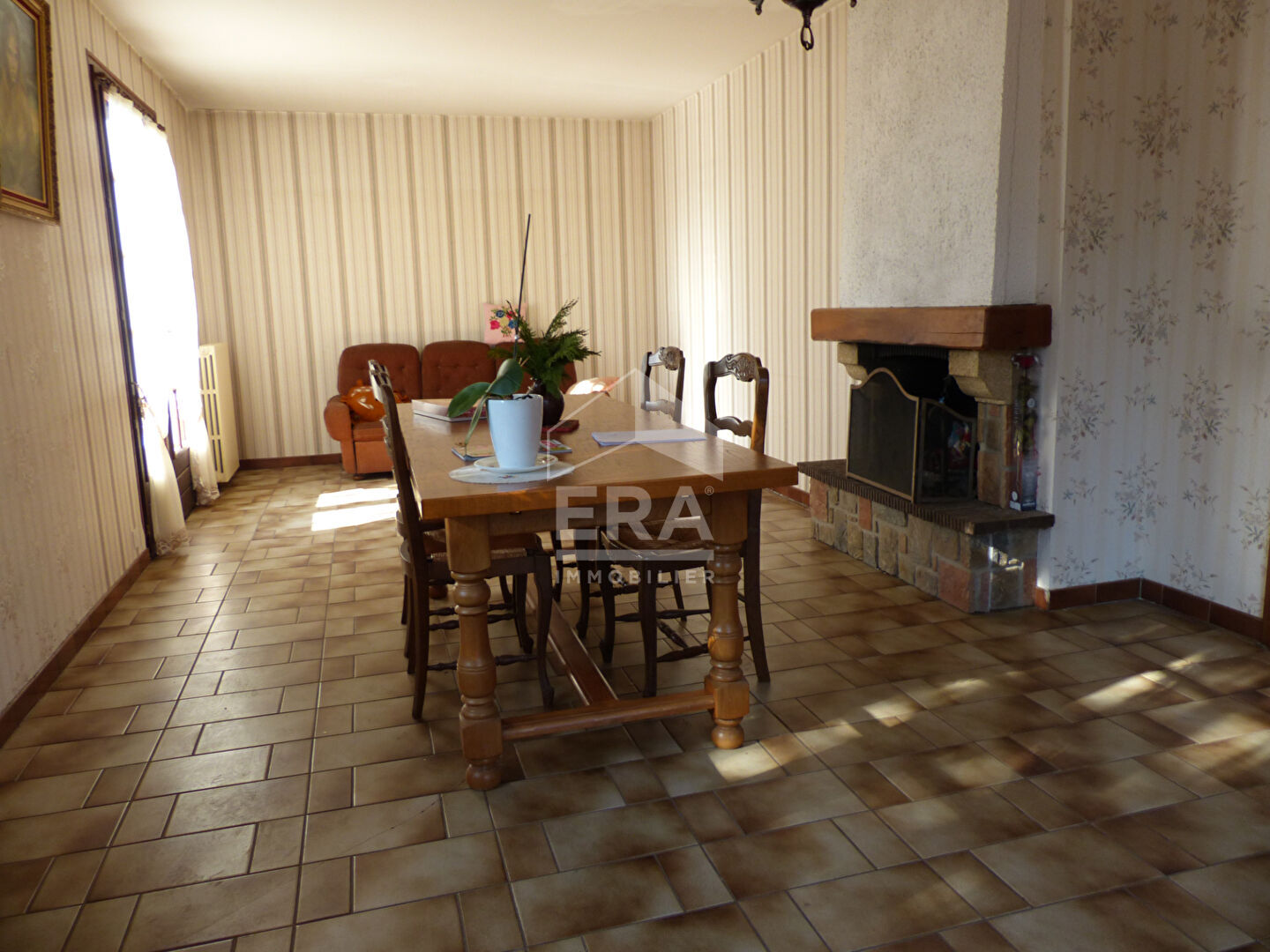 Photo MAISON 5 PIECES DE 112 M² SUR 25 ARES DE TERRAIN LUZE image 4/6