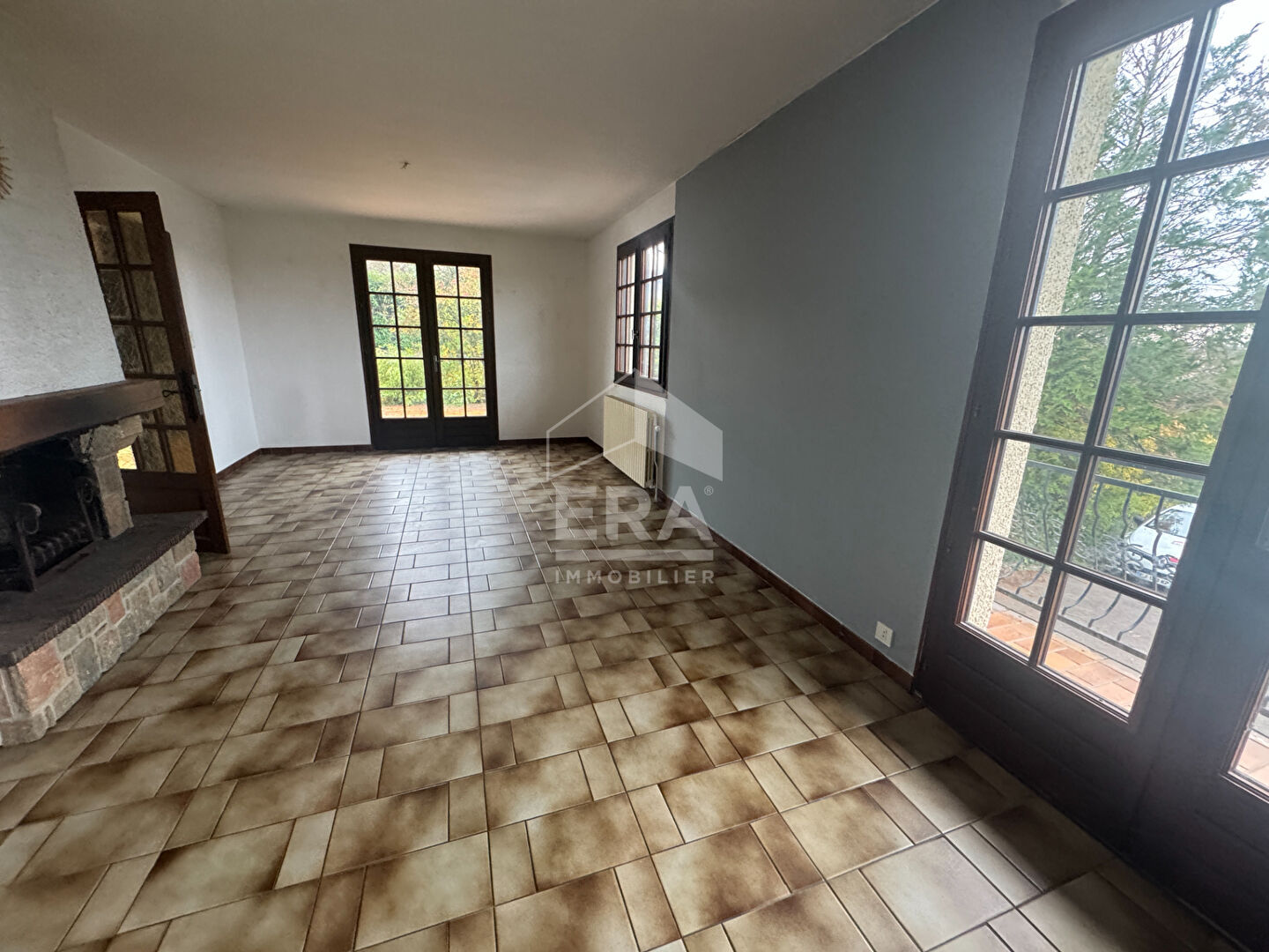 Photo MAISON 5 PIECES DE 112 M² SUR 25 ARES DE TERRAIN LUZE image 5/6